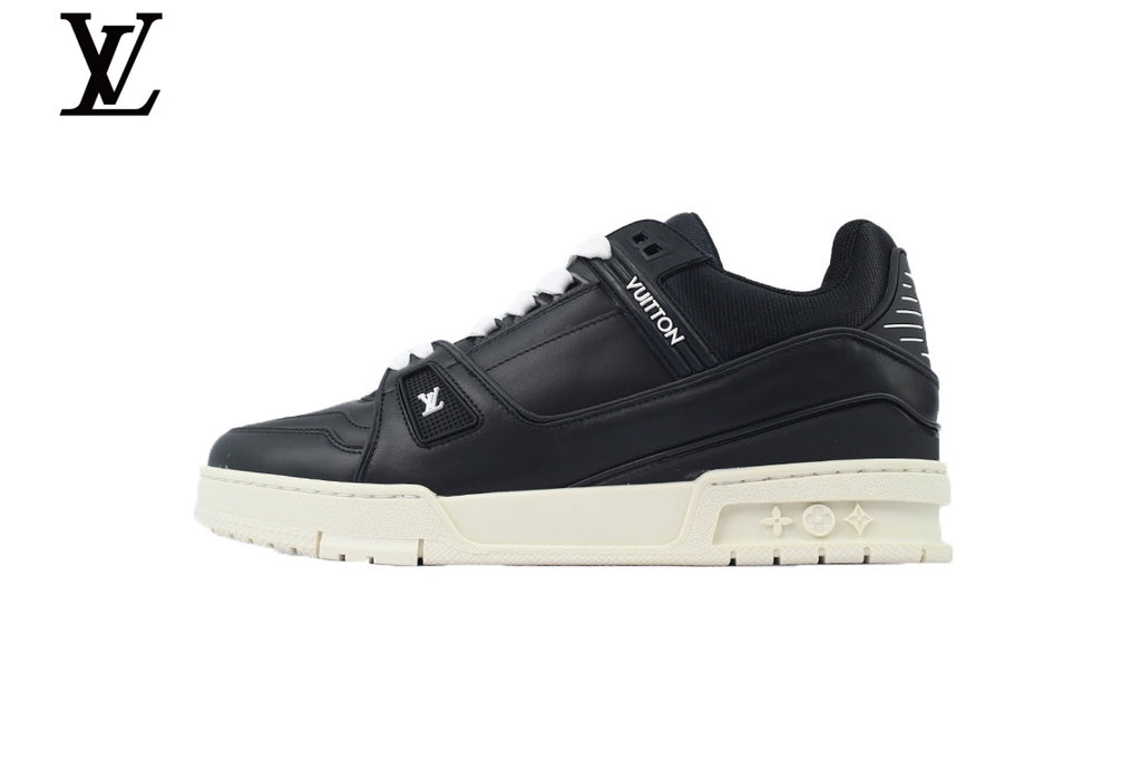 Louis Vuitton Trainer Sneaker – Black Leather