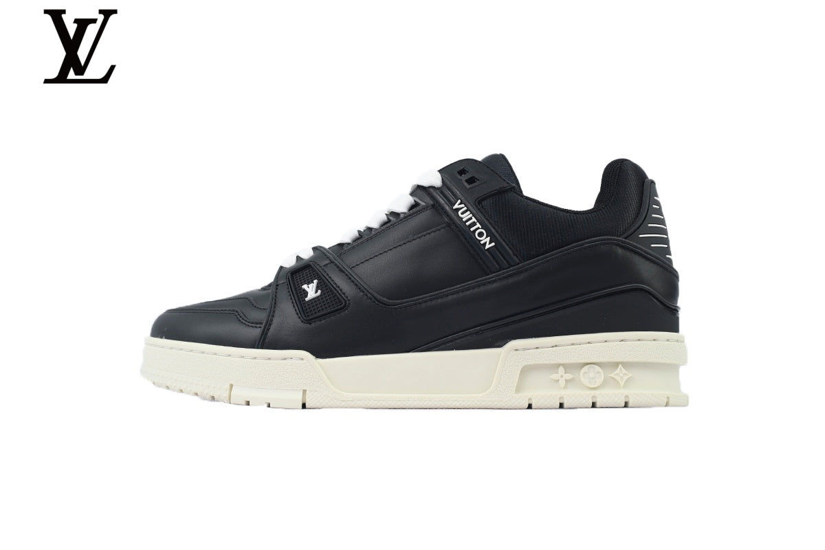Louis Vuitton Trainer Sneaker – Black Leather