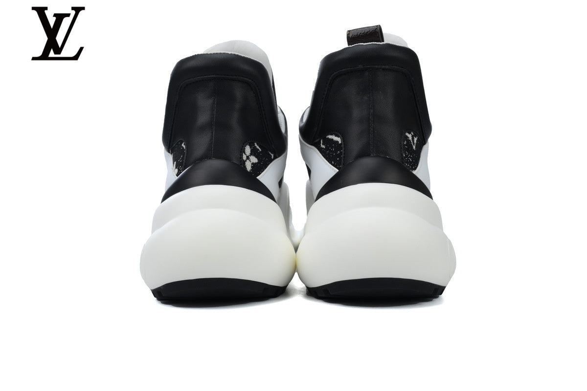 Louis Vuitton Archlight Sneaker – White & Black Monogram