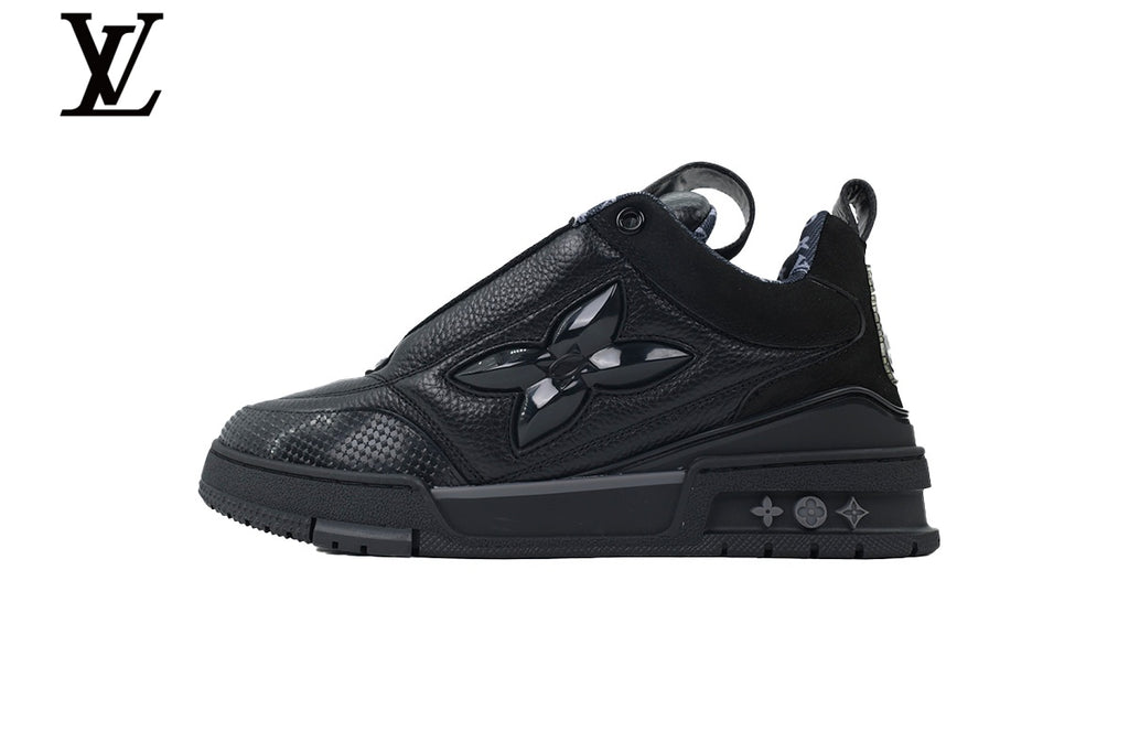 Louis Vuitton Trainer Sneaker – White Embossed Monogram