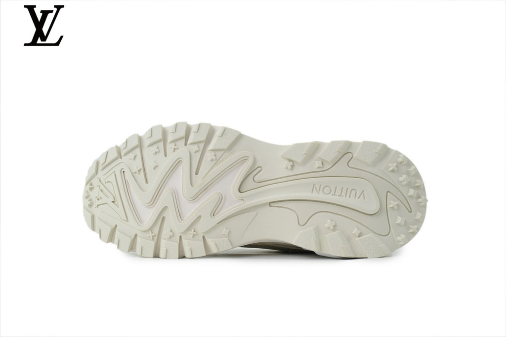 Louis Vuitton LV Run Sneaker – Beige & Grey