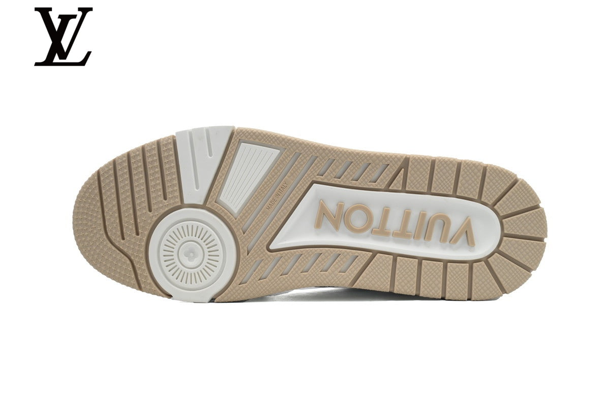 Louis Vuitton Trainer Sneakers – Beige & White