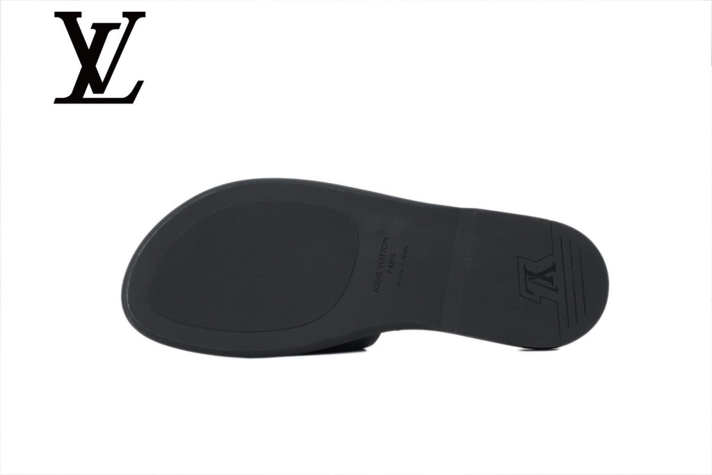 Black Grained Leather-Look Slide Sandals | Sizes 38–46