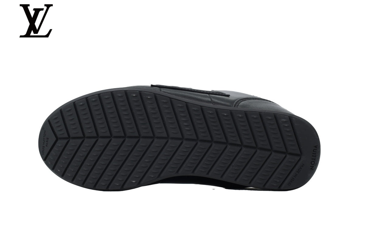 Louis Vuitton Low-Top Leather Sneakers - Black