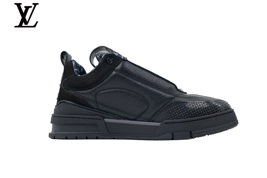 Louis Vuitton Trainer Sneaker – White Embossed Monogram