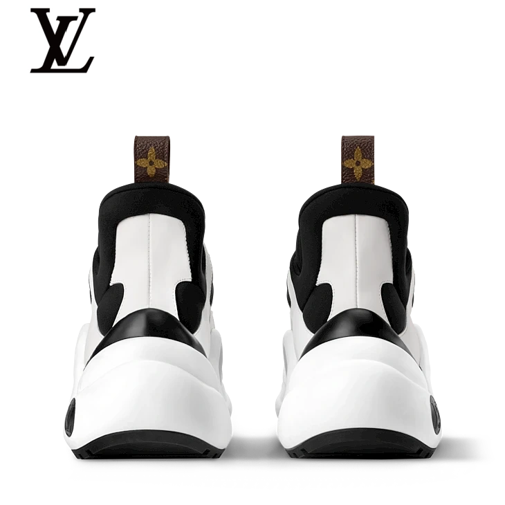 White & Black Sneakers | Sizes 38–46